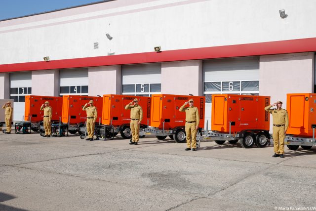 Do strażaków z województwa lubelskiego trafi 29 agregatów prądotwórczych (zdjęcia)
