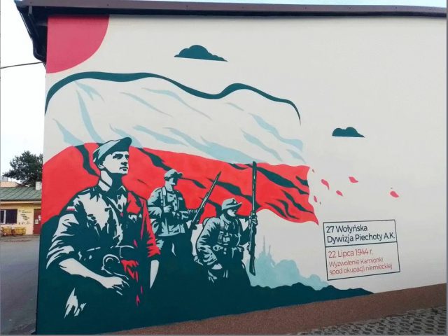 Wyzwolili miejscowość spod niemieckiej okupacji. Oddano im hołd na patriotycznym muralu (zdjęcia)
