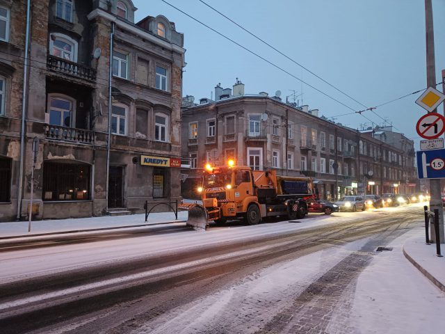 W jedną dobę w Lublinie wykorzystano 453 tony soli i 37 ton piasku