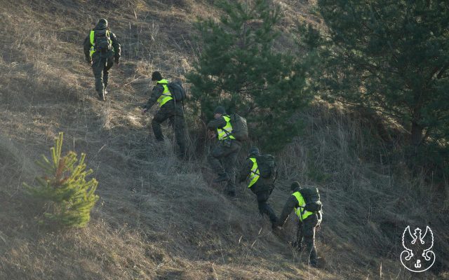 Szukali, ale nic nie znaleźli. Zakończyła się akcja poszukiwawcza wojska w woj. lubelskim (zdjęcia)