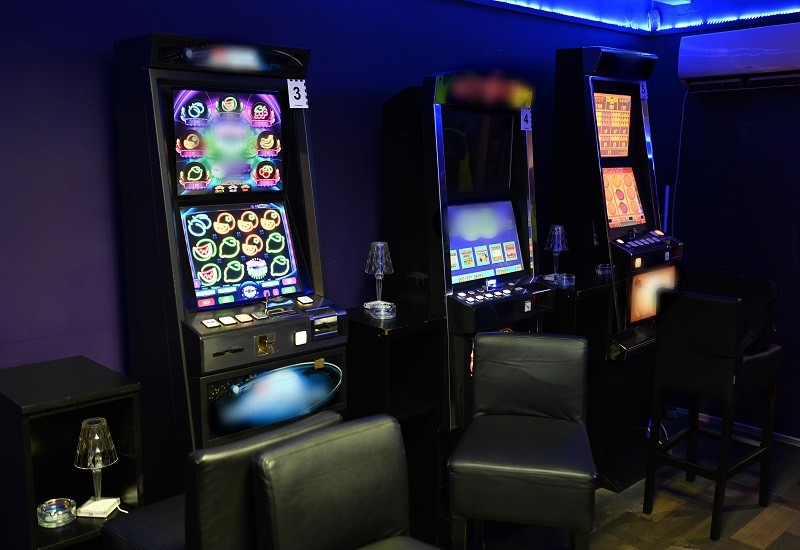 Uderzenie w hazardowe podziemie. Zarekwirowano 30 automatów do gier (zdjęcia)