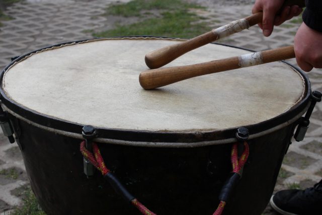 Tradycja wielkanocnego bębna w Janowcu nad Wisłą