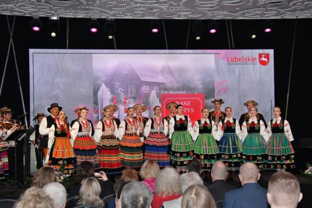 Wybrano najlepszych sołtysów w regionie. Nagrody i wyróżnienia trafiły do 13 osób (zdjęcia)
