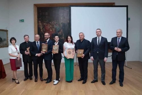 Tegoroczne Laury Konserwatorskie rozdane. Nagrody trafiły do dwóch miast i dwóch parafii (zdjęcia)