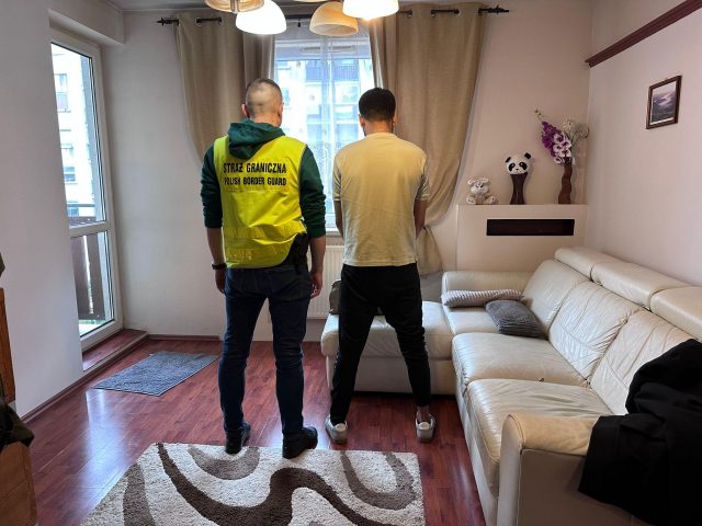 Obywatele Turkmenistanu odpowiedzą za przerzut migrantów z Białorusi. 14 osób w areszcie (zdjęcia)