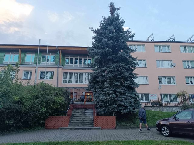 Burza nad Lublinem. Piorun uderzył w budynek Domu Pomocy Społecznej (zdjęcia)