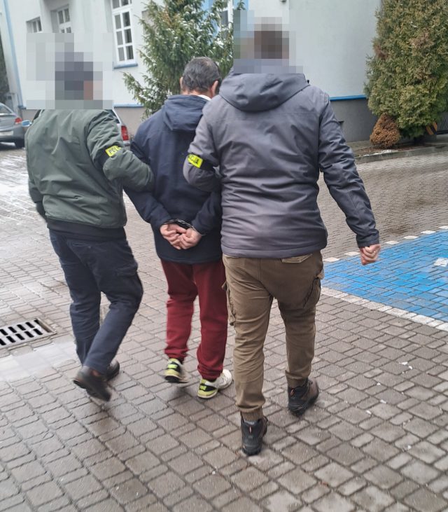 46-latek zatrzymany za brutalne znęcanie się nad konkubiną (zdjęcia)