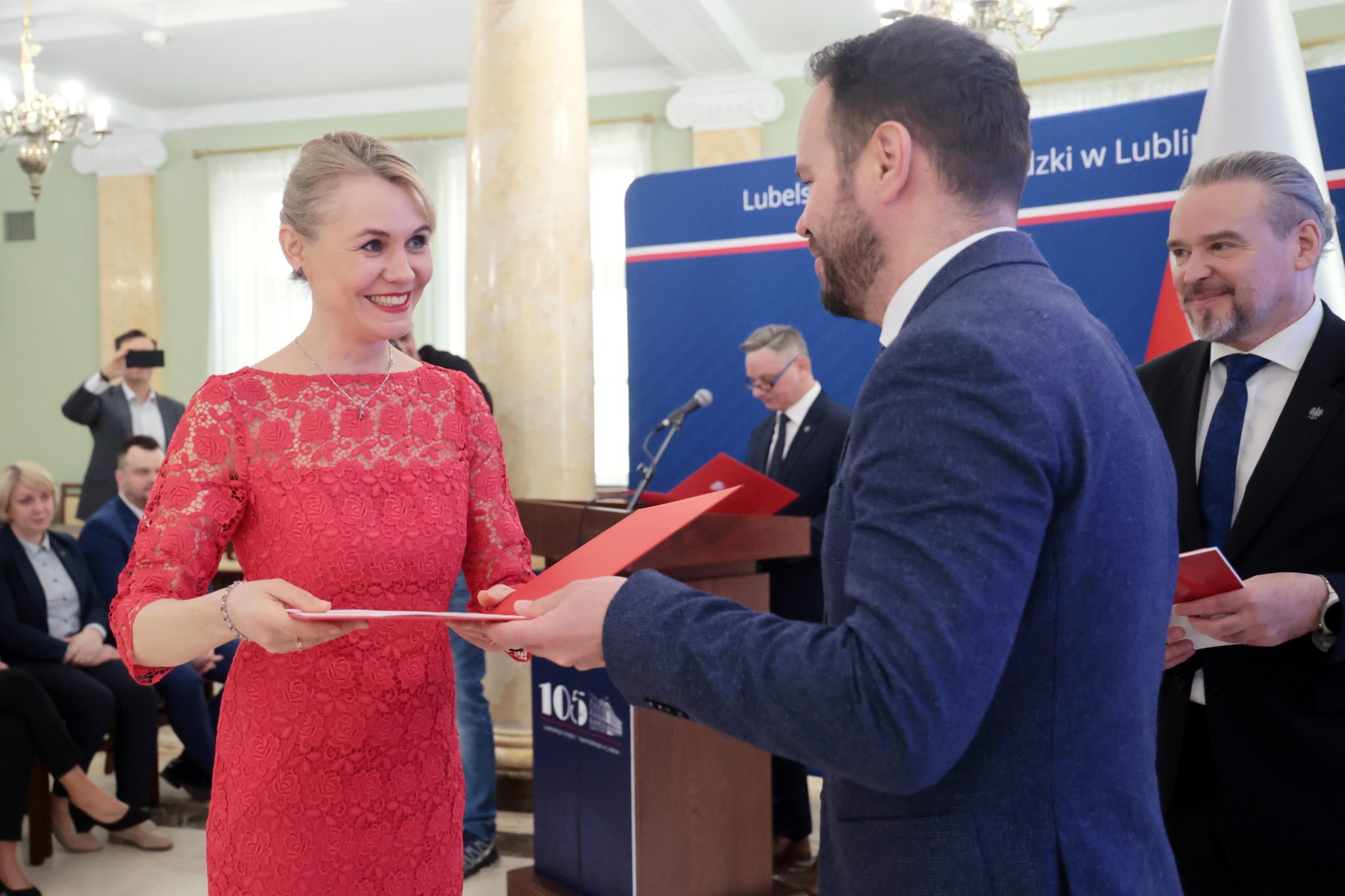 Lubelski Urząd Wojewódzki: „Mamy 18 nowych obywateli” : Lublin112.pl