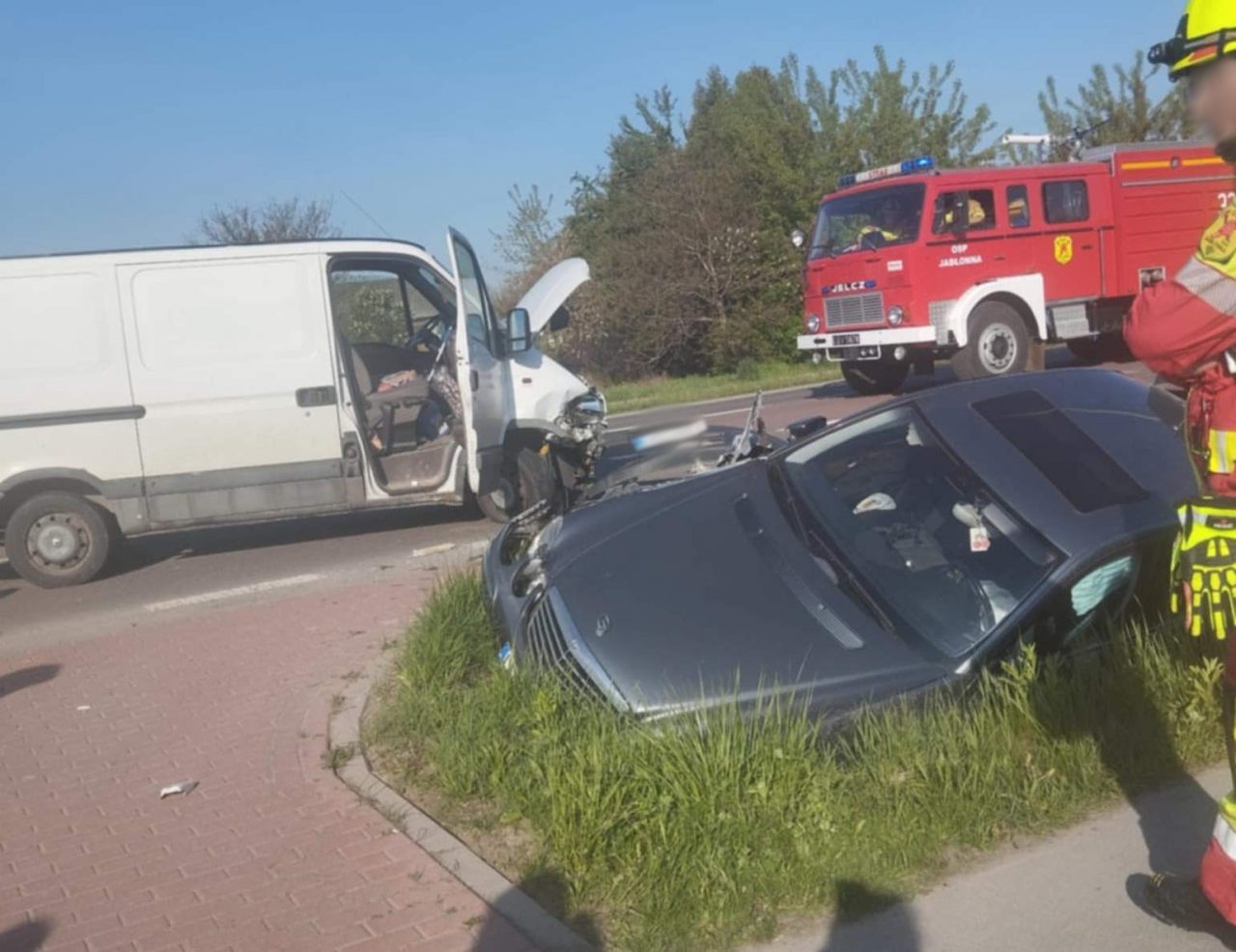 Wypadek na trasie Lublin – Biłgoraj. Droga częściowo zablokowana (zdjęcia)