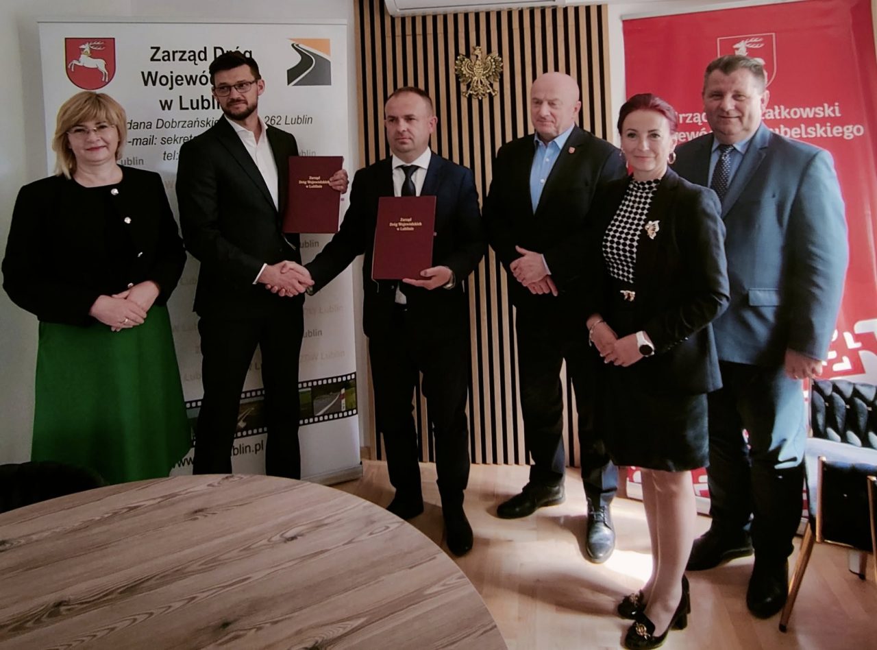 Droga Bychawa – Strzyżewice zostanie wyremontowana. W wakacje będzie już nowa nawierzchnia