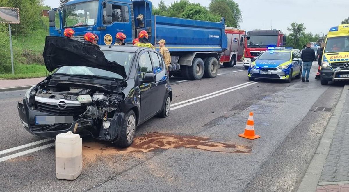 Kolizja trzech pojazdów w Krasnymstawie. Sprawca po alkoholu, wkrótce stanie przed sądem (zdjęcia)