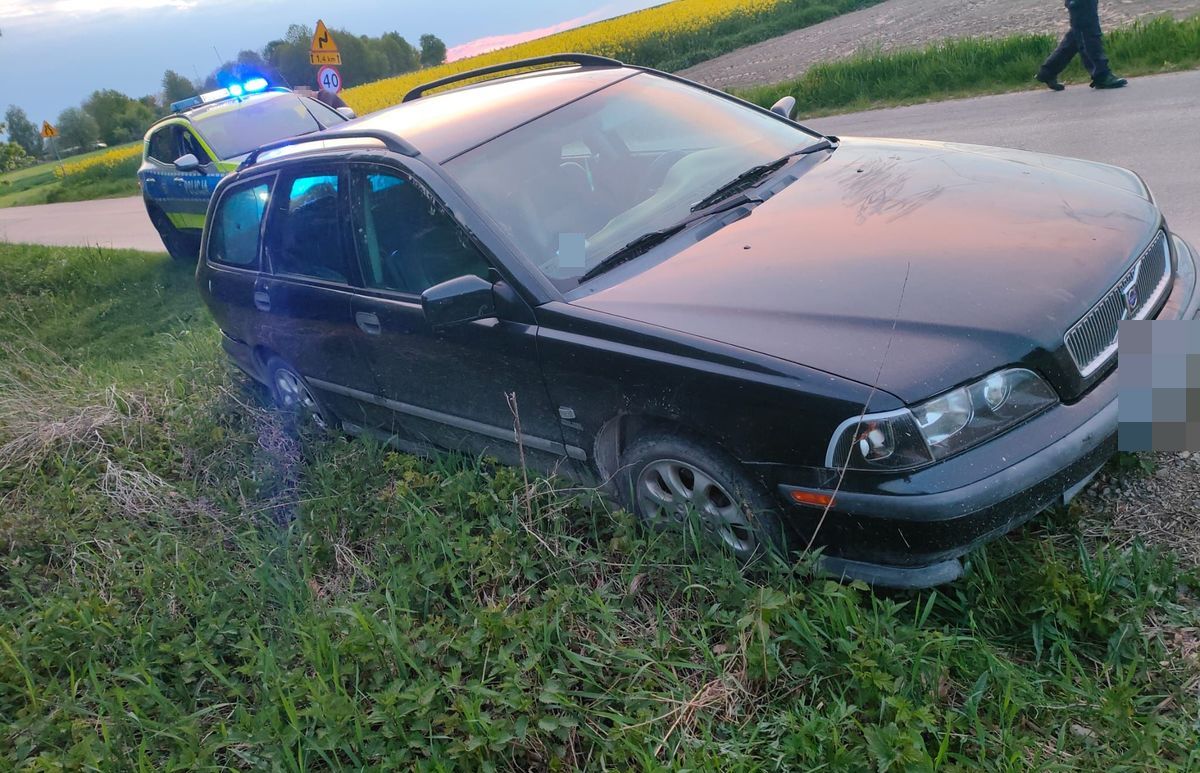 Policjant z Bychawy, jadąc na służbę, zatrzymał nietrzeźwego kierowcę z dożywotnim zakazem prowadzenia pojazdów
