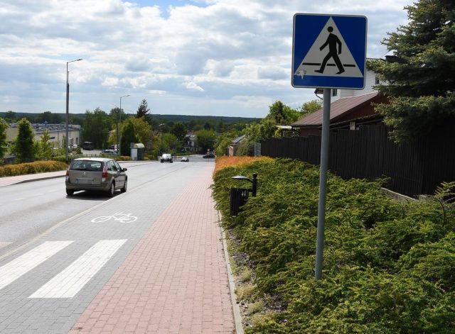 Potrącenie 85-letniej kobiety na przejściu dla pieszych. Seniorka trafiła do szpitala z poważnymi obrażeniami (zdjęcia)