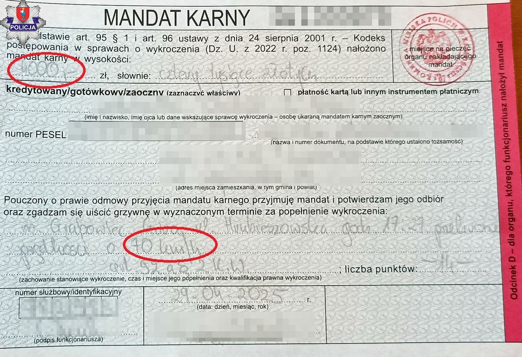 Brawurowa jazda motocyklisty. 35-latek stracił prawo jazdy i otrzymał wysoki mandat