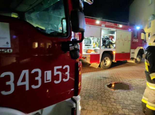 Pożar w międzyrzeckim szpitalu. Ewakuacja pacjentów i szybka interwencja straży pożarnej (zdjęcia)