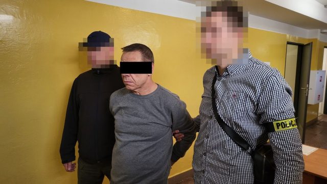 Włamywał się mieszkań na Kalinowszczyźnie i Czechowie. Tymczasowy areszt dla seryjnego włamywacza (wideo, zdjęcia)