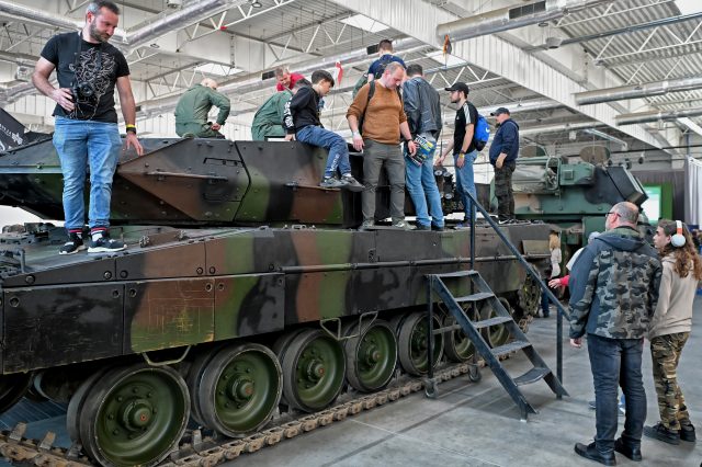 „MILITARIA  –  Zlot Miłośników Militariów, Strzelectwa i Survivalu”