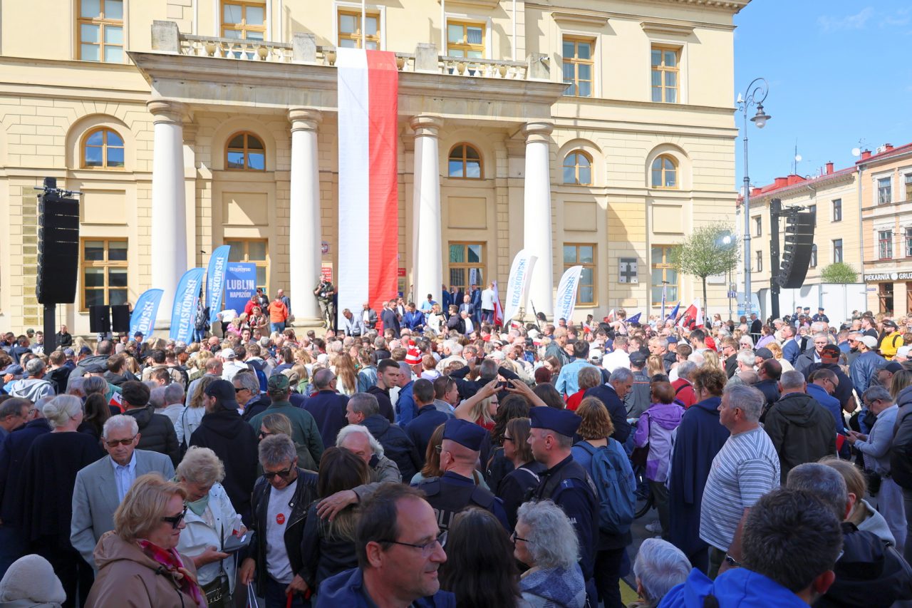 Nie milkną echa wizyty Rafała Trzaskowskiego w Lublinie. Radny pyta, dlaczego na terenie lubelskiego Ratusza prowadzono agitację wyborczą