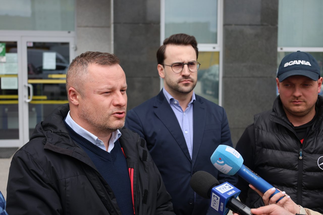 Protest przewoźników w Dorohusku. Trwa walka o prawo do zgromadzeń i uczciwe warunki pracy (wideo, zdjęcia)
