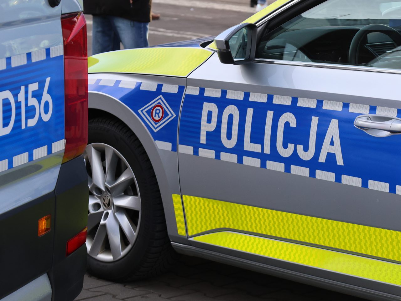 Wypadek na drodze krajowej nr 19 w Radzyniu Podlaskim. Ruch wahadłowy po zderzeniu osobówki z ciężarówką