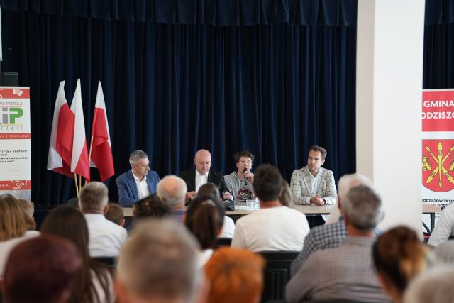 Daniel Nawrocki z wizytą w gminie Godziszów. Wspólnie z politykami PiS podziękował za rekordowy wynik (zdjęcia)