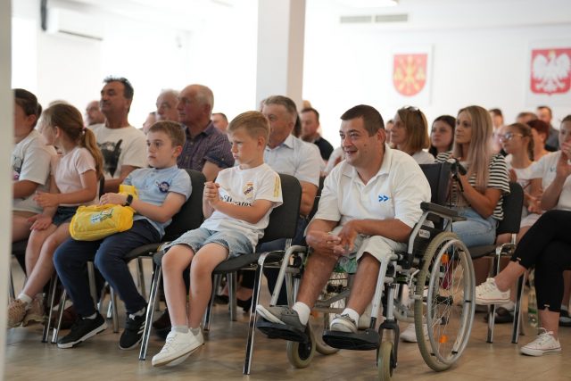 Daniel Nawrocki z wizytą w gminie Godziszów. Wspólnie z politykami PiS podziękował za rekordowy wynik (zdjęcia)
