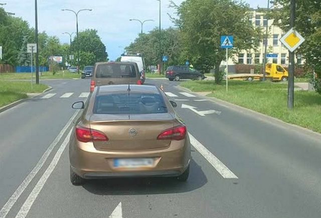 Zderzenie dwóch aut na Związkowej. Kolejne zdarzenie w tym samym miejscu (zdjęcia)