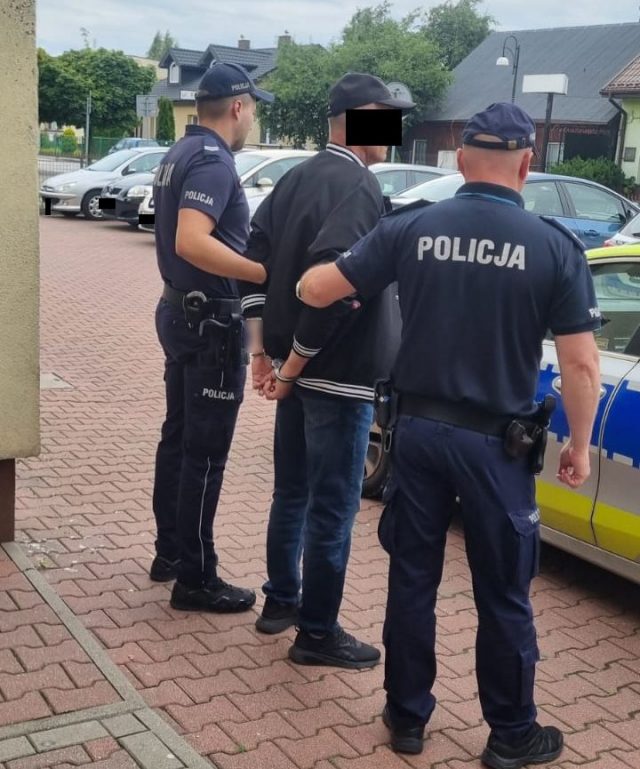 59-latek z powiatu ryckiego tymczasowo aresztowany za posiadanie znacznej ilości amfetaminy (wideo, zdjęcia)