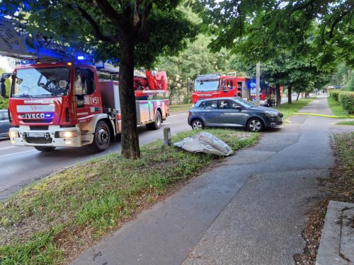 Pożar w bloku w Lublinie. Trwa akcja gaśnicza, są utrudnienia w ruchu (zdjęcia)