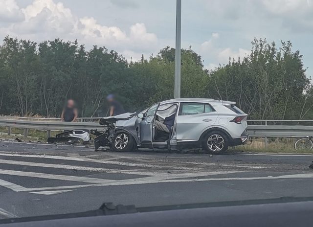 Zderzenie ciężarówki z osobówką na skrzyżowaniu. Utrudnienia w ruchu pod Lubartowem