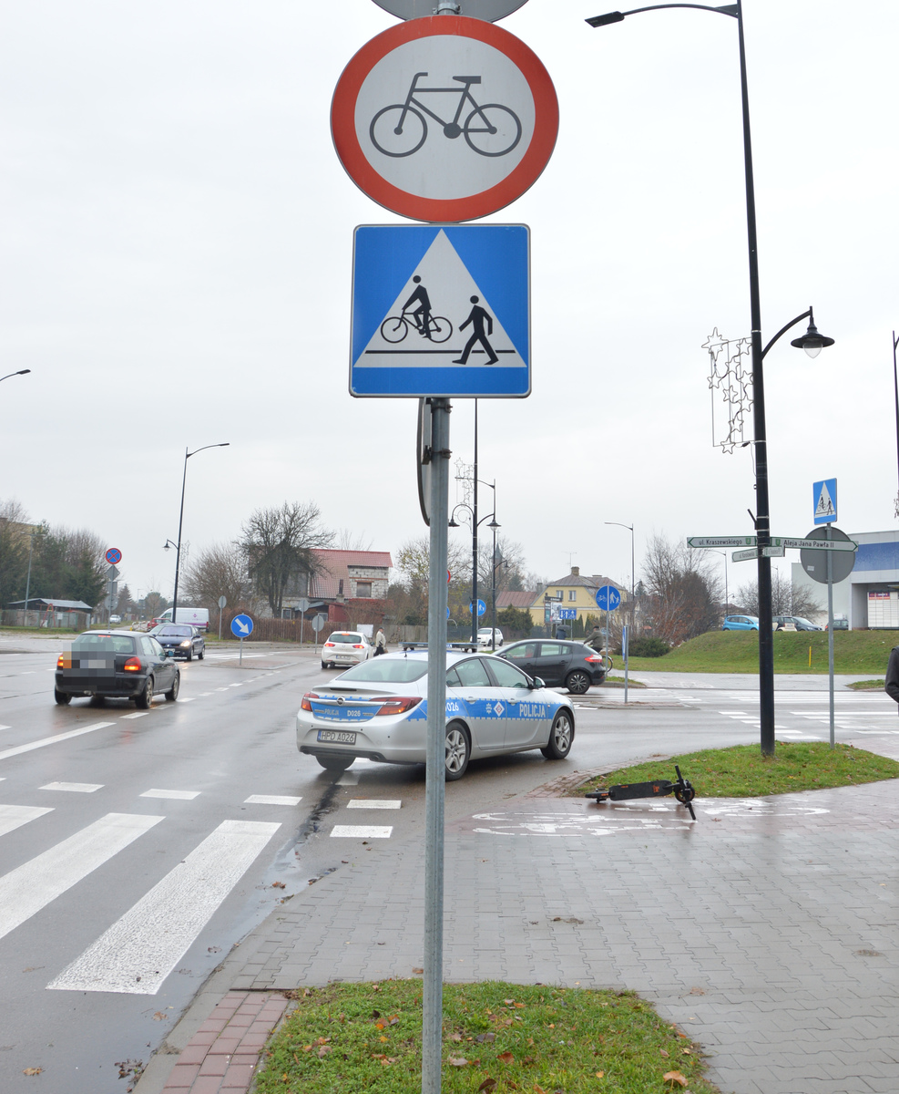 Włodawa: 15-latka na hulajnodze zderzyła się z volkswagenem