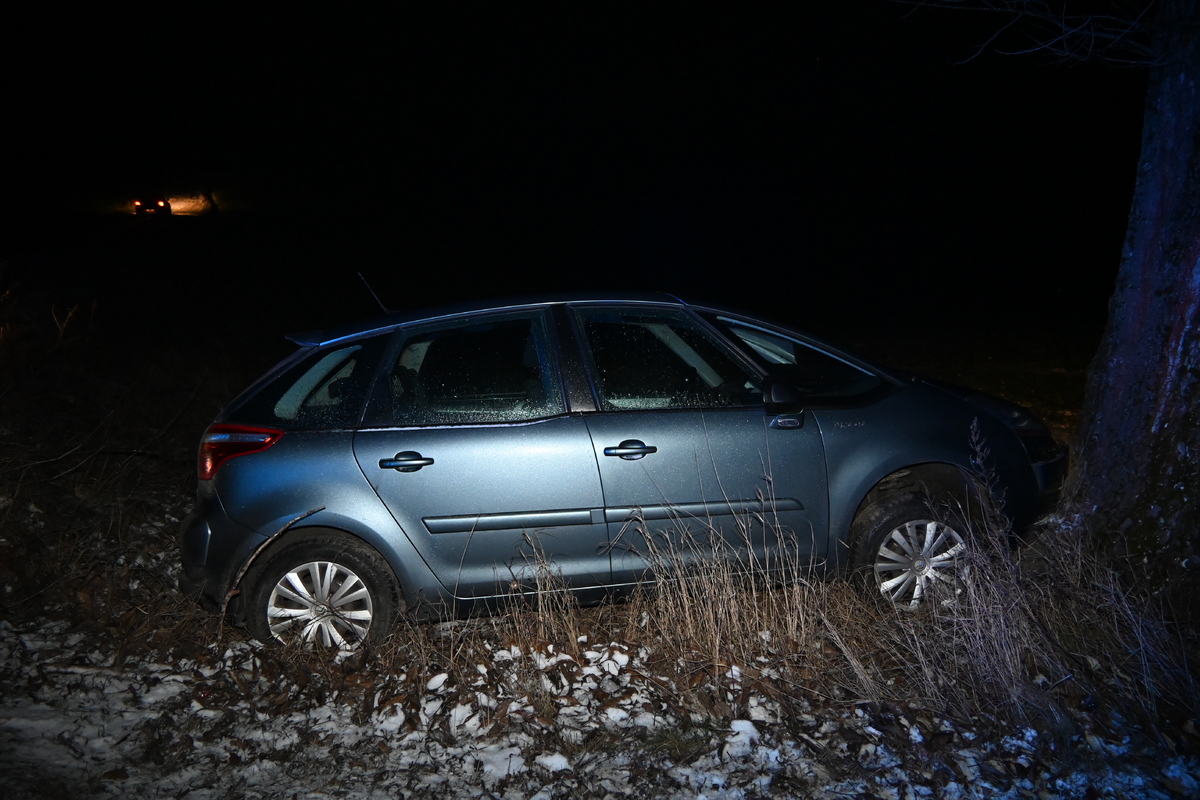 Białystok: Tragedia na drodze. Nie żyje pasażerka suzuki