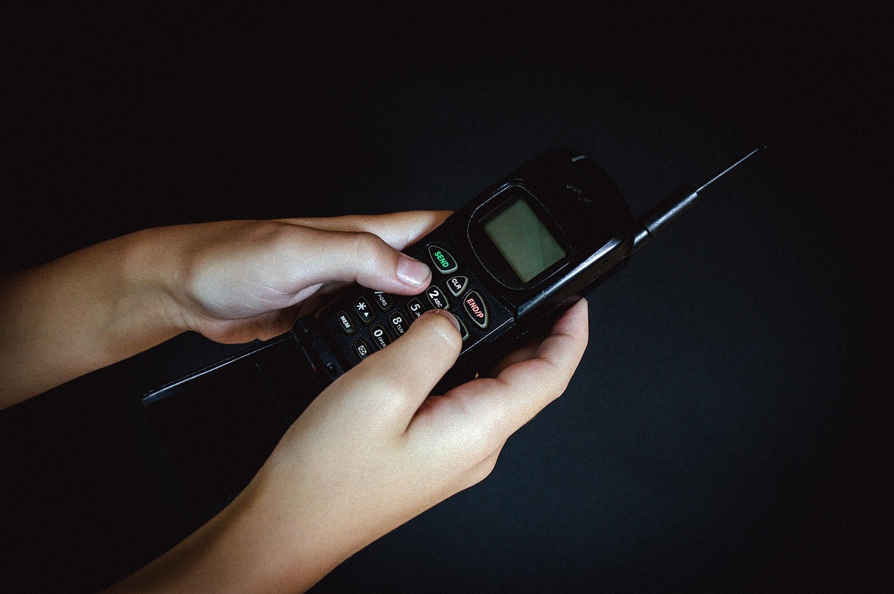 "Police imposter" scammers in Biłgoraj: elderly woman loses over 4,000 zł