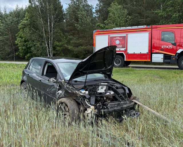 Groźny wypadek w powiecie łukowskim. Dwie osoby trafiły do szpitala