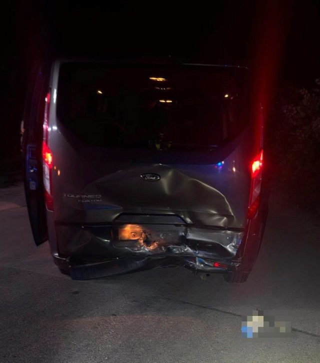 Wypadek na DK19 w Grabowcu. Volvo uderzyło w tył Forda, trzy osoby trafiły do szpitala