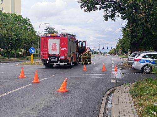 Wypadek na ul. Krańcowej w Lublinie. Są ranni i zablokowana droga