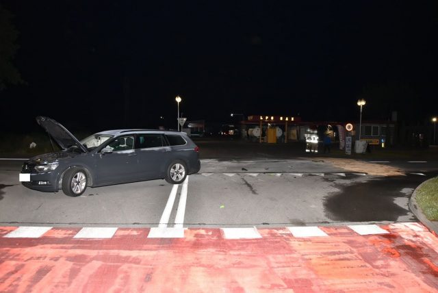 Zderzenie samochodu z motocyklem w Międzyrzecu Podlaskim. 37-latek trafił do szpitala