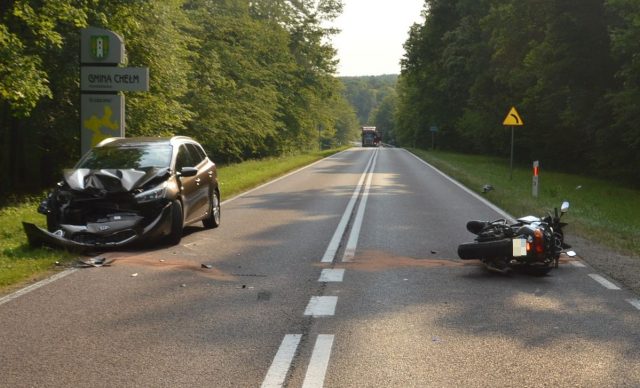 Wypadek w Rudce. 26-letni motocyklista trafił do szpitala