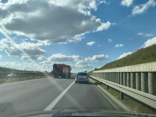 Zderzenie pojazdów na obwodnicy Lublina. Są bardzo duże problemy z przejazdem