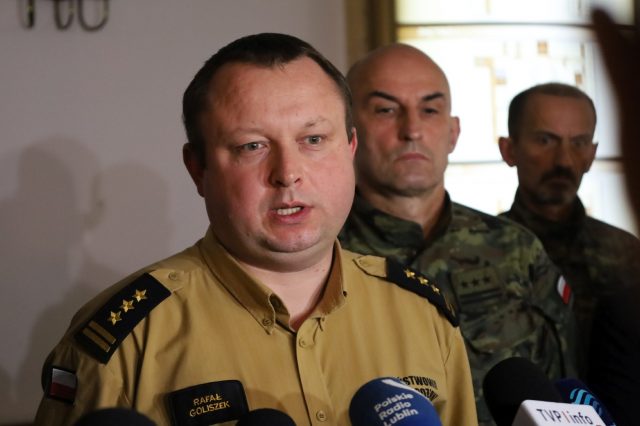 630 syren zawyło na Lubelszczyźnie, ewakuowano 120 budynków. Wojewoda zapewnia, że procedury zadziałały