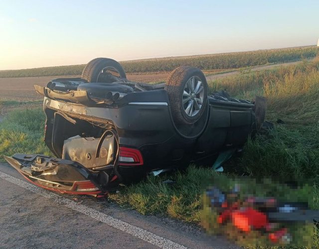 Dwa groźne zdarzenia w powiecie biłgorajskim. Motocyklista i pasażer auta trafili do szpitala