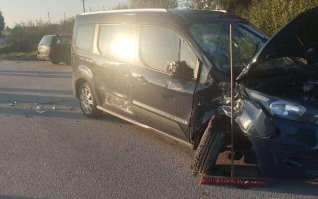 Wypadek w Dębinach. 51-letni motocyklista w ciężkim stanie trafił do szpitala