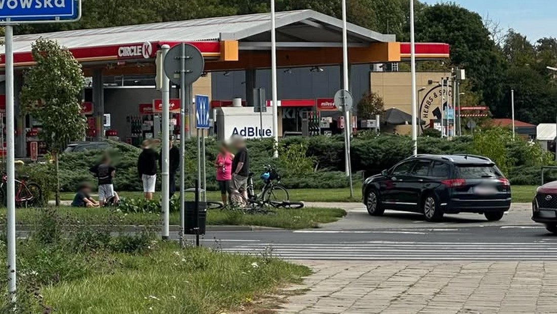 Citroen collides with cyclist on Lwowska Street in Lublin