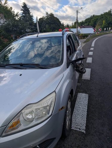 Wypadek na zakręcie w Izbicy. Są poszkodowani i utrudnienia w ruchu