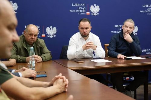 Alarm w Lubelskiem po uderzeniu drona przy granicy. Wojewoda zwołał sztab kryzysowy