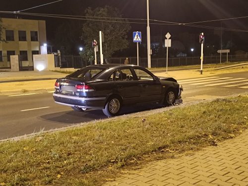 Wjechał w tył Nissana. Twierdził, że to nie jego wina
