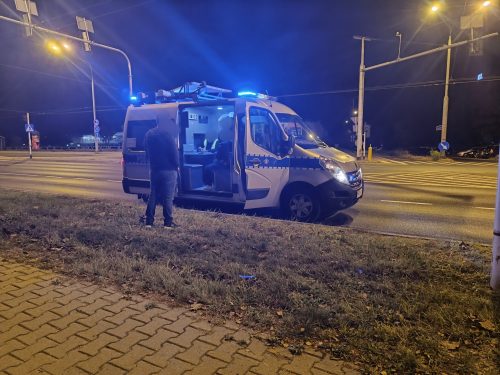 Wjechał w tył Nissana. Twierdził, że to nie jego wina