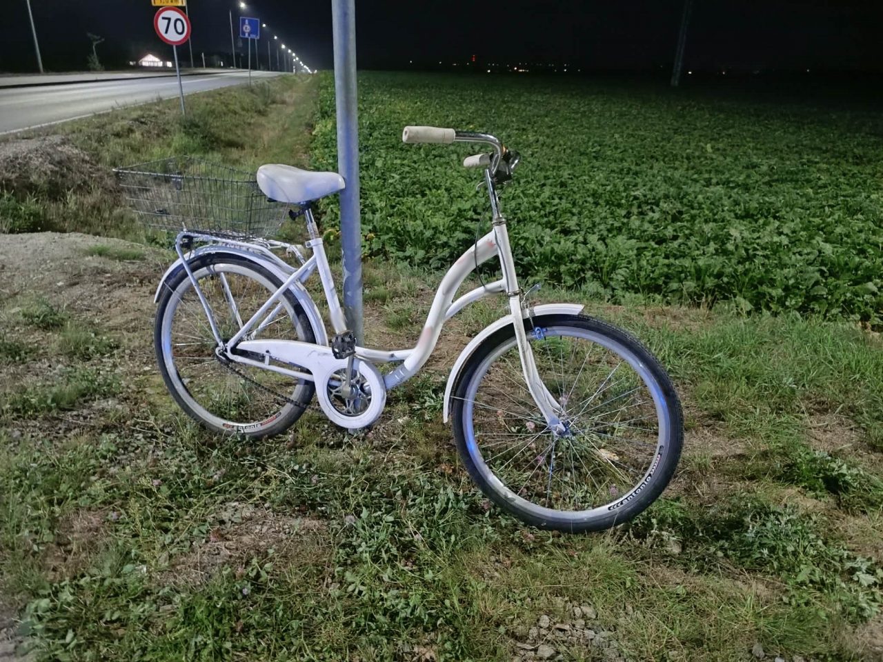 Pijany rowerzysta potrącony w Zemborzycu: kierowca miał zakaz jazdy
