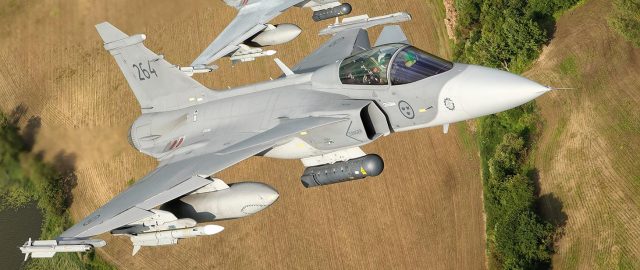 FA-50GF już w dyżurze bojowym. Szwedzkie myśliwce również pomogą chronić polskie niebo