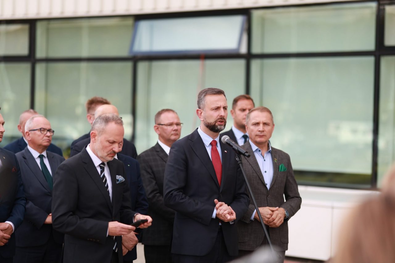 Patrioty w Świdniku: Kosiniak-Kamysz ogłasza wzmocnienie obrony Lubelszczyzny